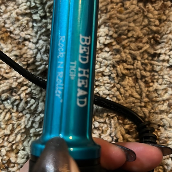 Bed Head Rock N Roller Curling Wand - Picture 2 of 4